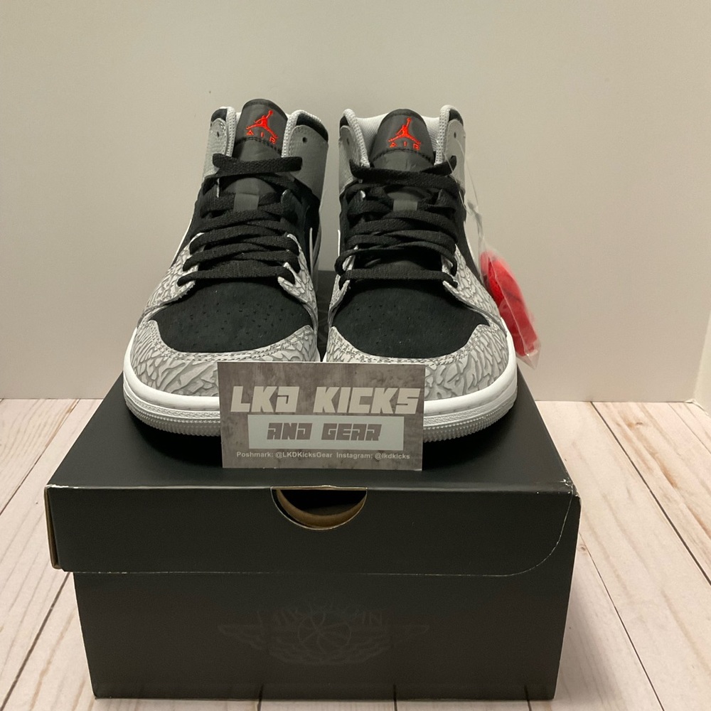 AIR JORDAN 1 MID MENS ELEPHANT PRINT - Picture 2 of 6